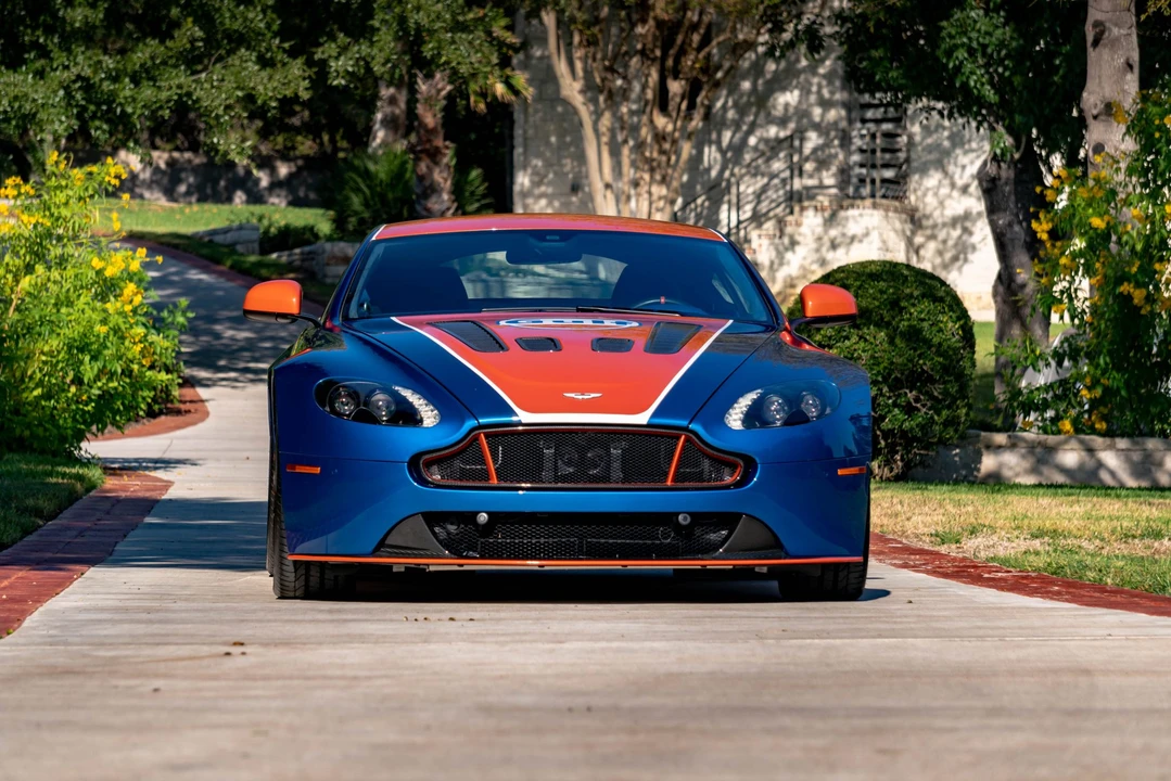 2017 Aston Martin V12 Vantage (2010-2018) - Image 31 of 31