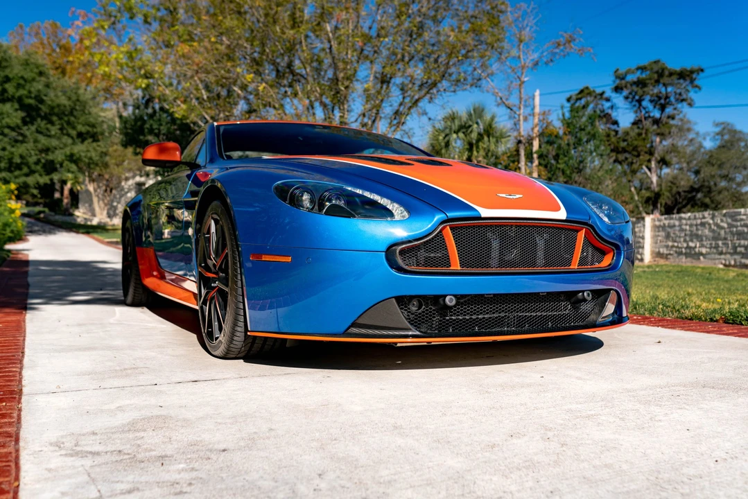 2017 Aston Martin V12 Vantage (2010-2018) - Image 27 of 31