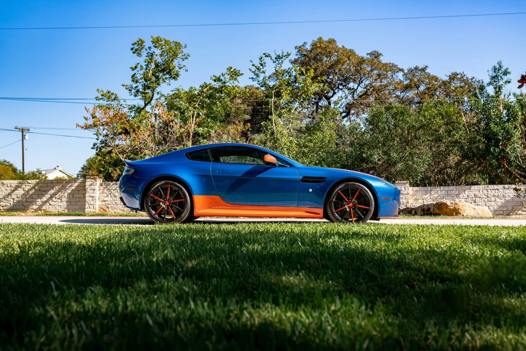 2017 Aston Martin V12 Vantage (2010-2018) - Image 23 of 31