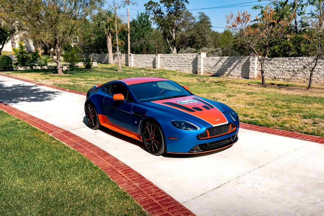 2017 Aston Martin V12 Vantage (2010-2018) - Image 24 of 31