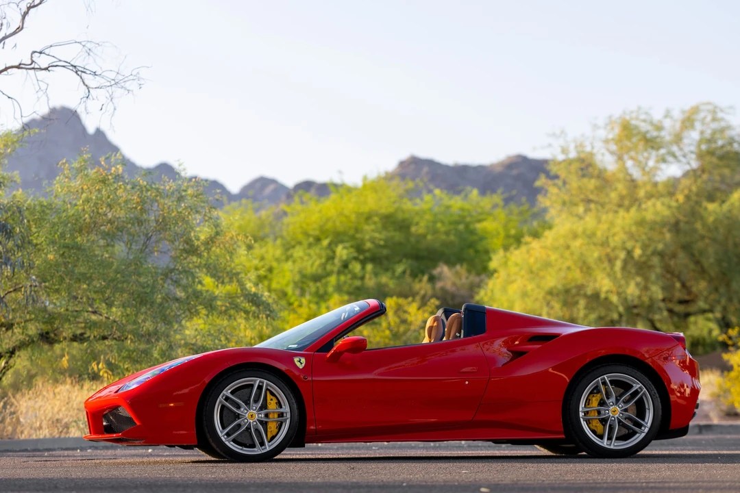 2018 Ferrari 488 Spider - Image 20 of 31