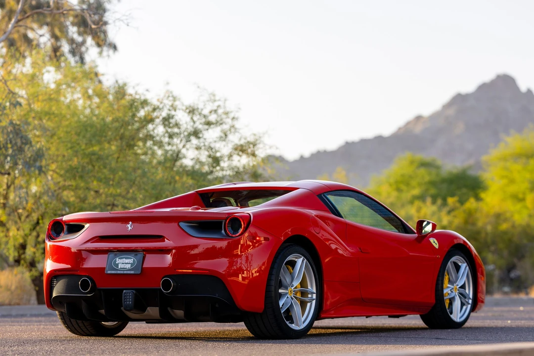 2018 Ferrari 488 Spider - Image 28 of 31