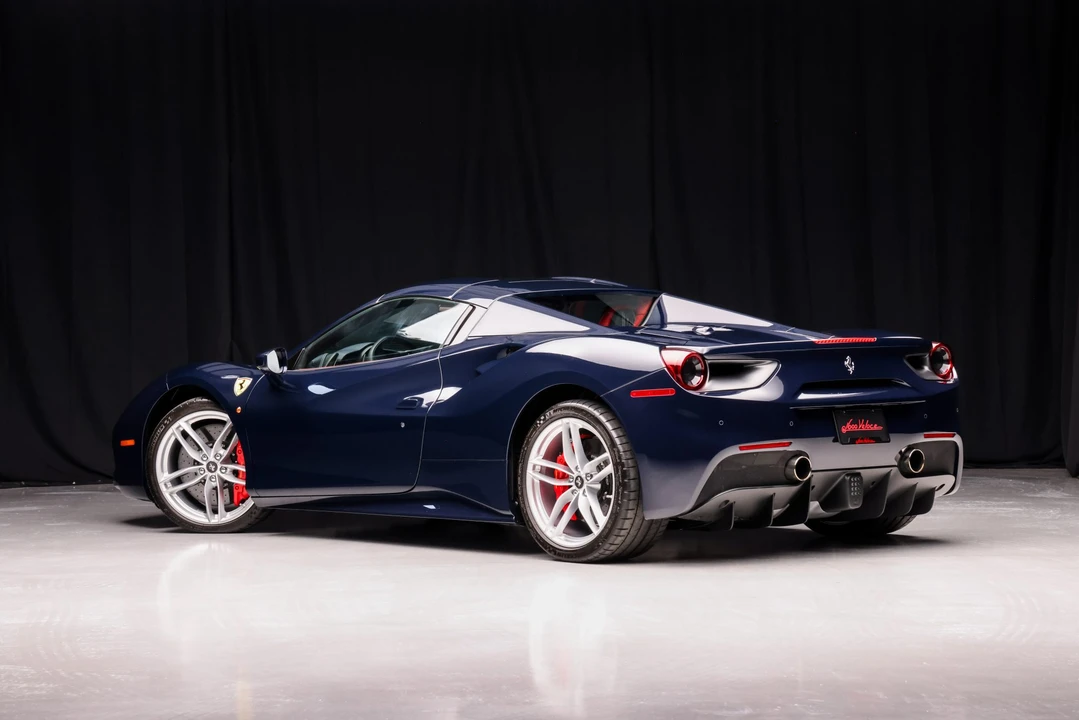 2018 Ferrari 488 Spider - Image 9 of 31