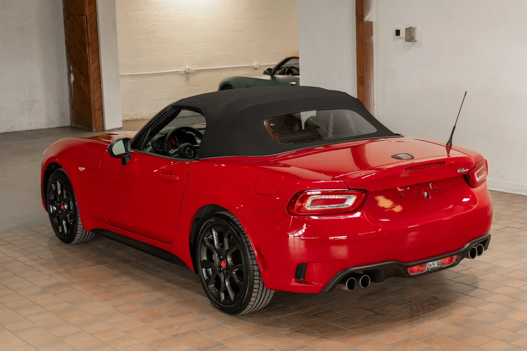 2018 Fiat 124 Spider - Image 20 of 31