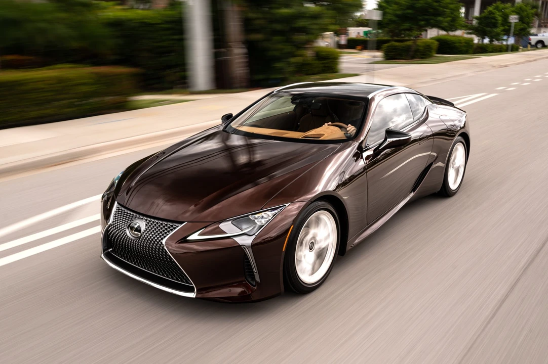 2019 Lexus LC - Image 5 of 31
