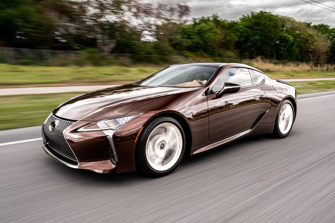 2019 Lexus LC - Image 6 of 31