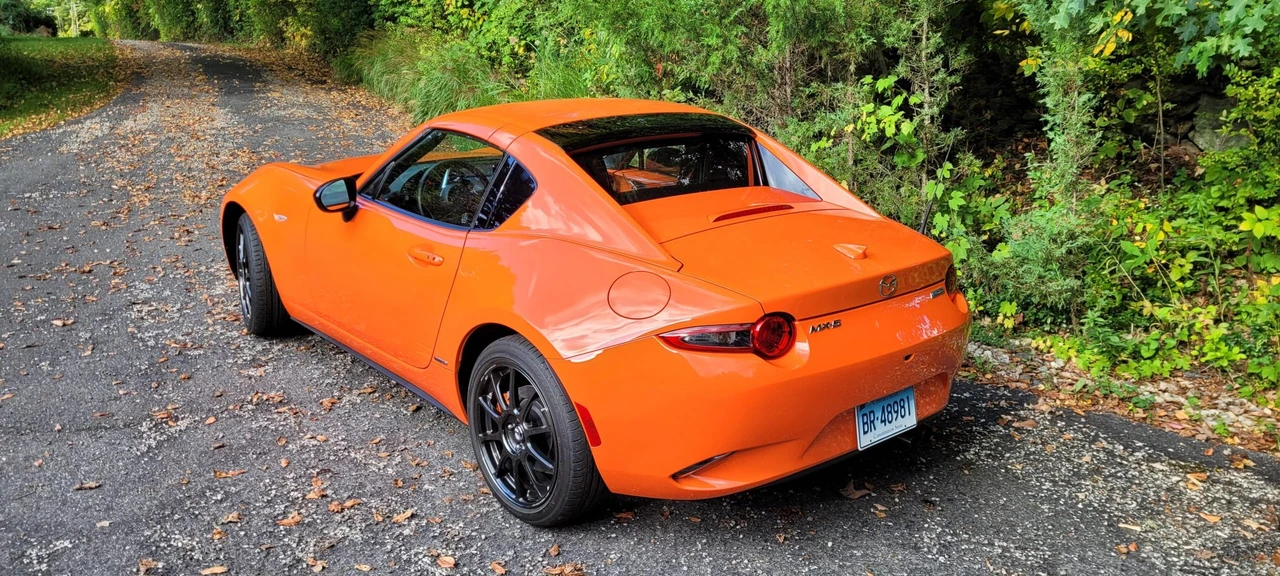 2019 Mazda ND MX-5 Miata - Image 8 of 31