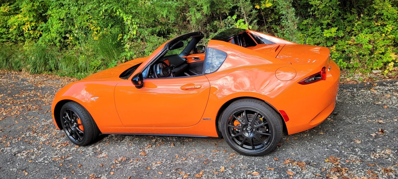 2019 Mazda ND MX-5 Miata - Image 16 of 31