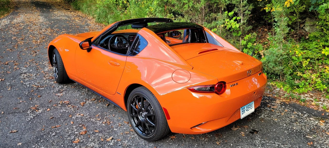 2019 Mazda ND MX-5 Miata - Image 17 of 31