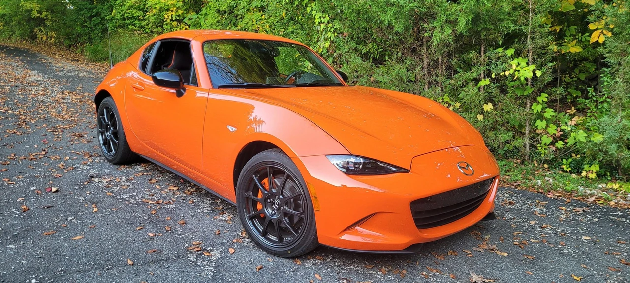 2019 Mazda ND MX-5 Miata - Image 11 of 31