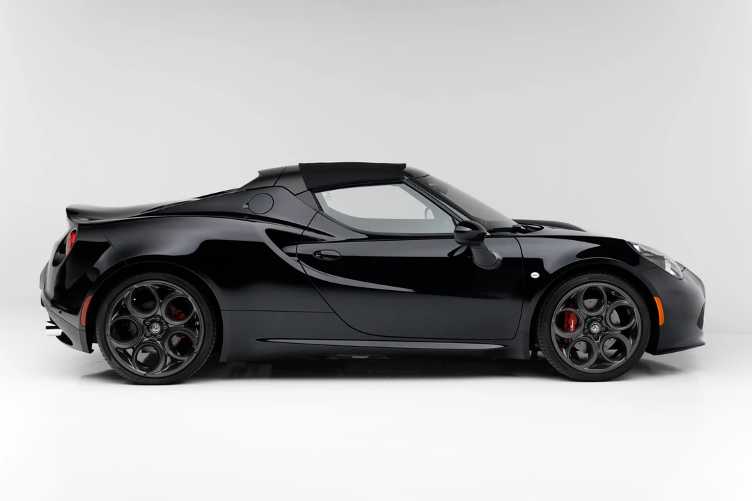 2020 Alfa Romeo 4C Spider - Image 14 of 31