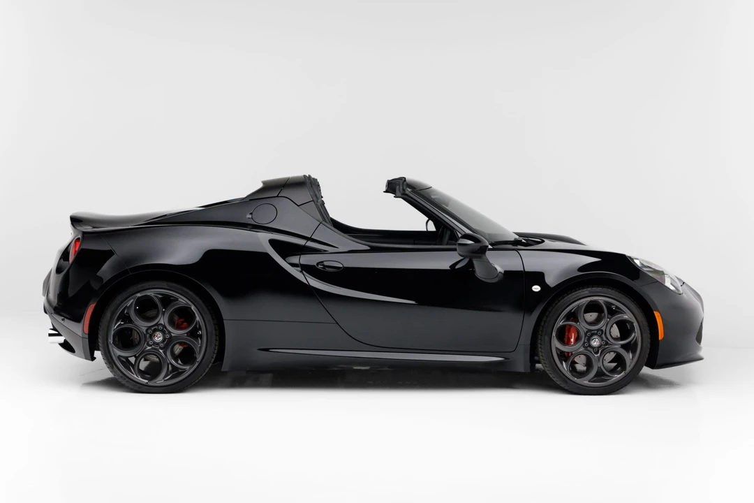 2020 Alfa Romeo 4C Spider - Image 7 of 31