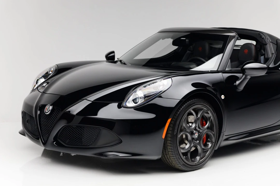 2020 Alfa Romeo 4C Spider - Image 17 of 31