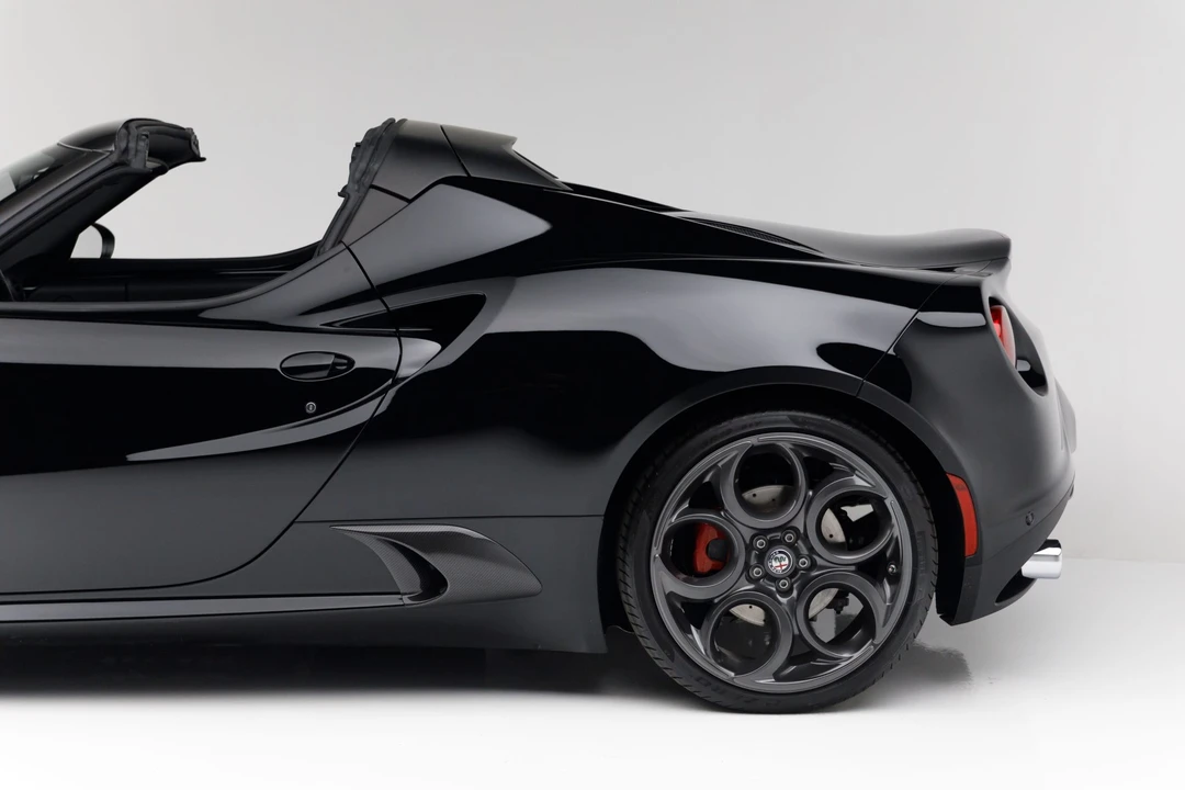 2020 Alfa Romeo 4C Spider - Image 19 of 31