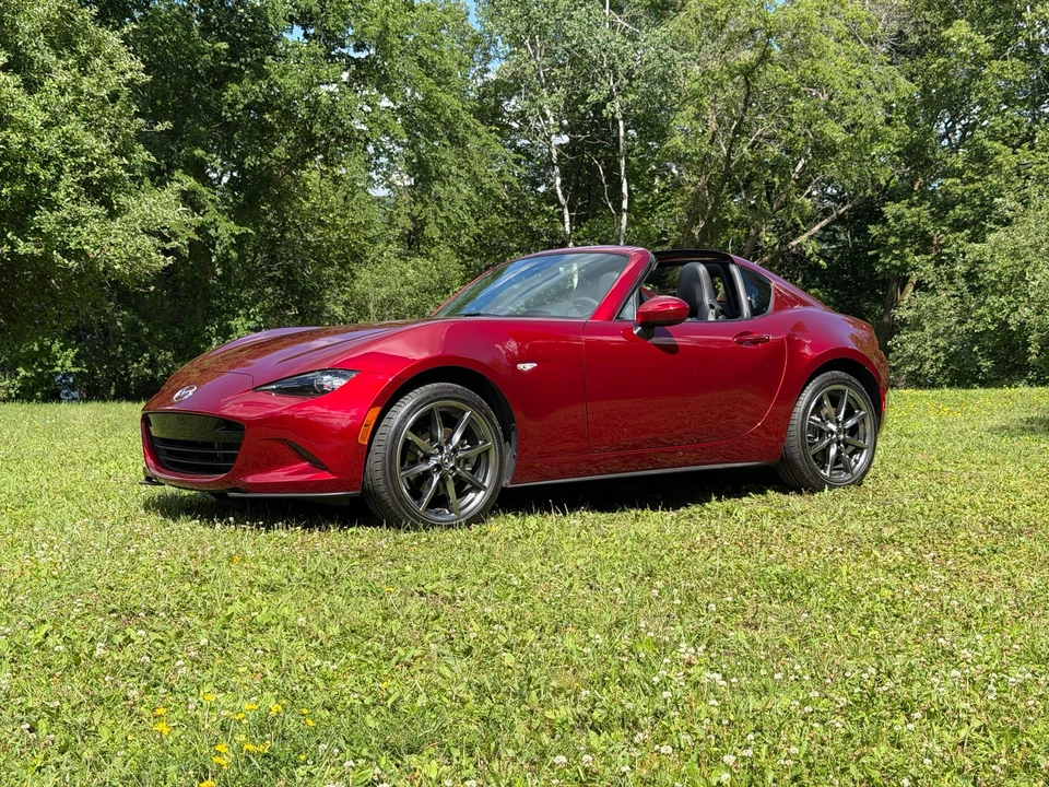 2021 Mazda ND MX-5 Miata - Image 3 of 31