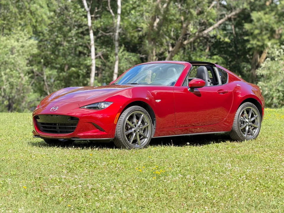 2021 Mazda ND MX-5 Miata - Image 2 of 31