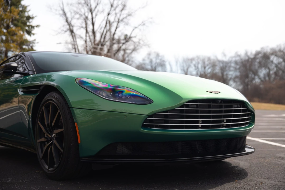 2022 Aston Martin DB11 V8 - Image 29 of 31
