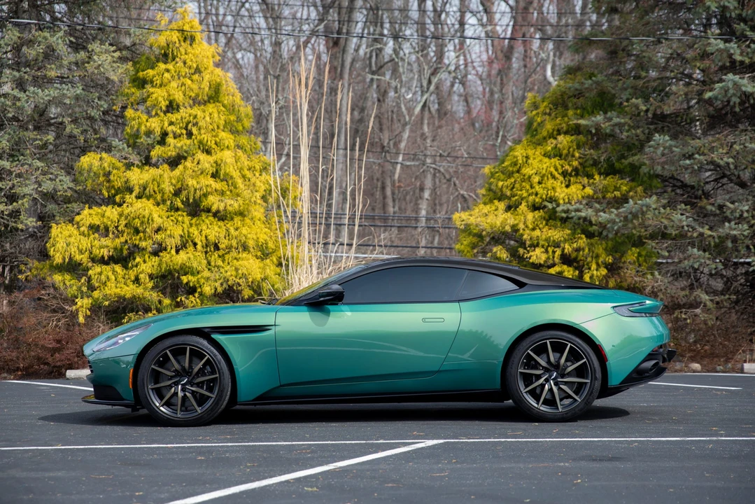 2022 Aston Martin DB11 V8 - Image 16 of 31