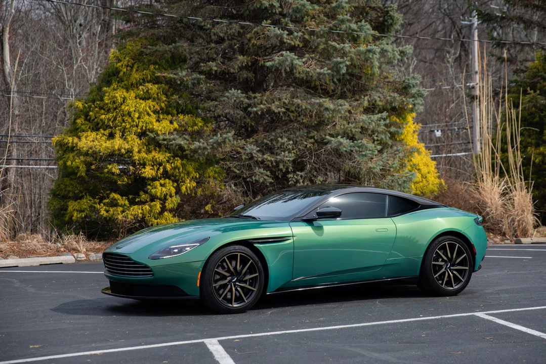 2022 Aston Martin DB11 V8 - Image 15 of 31
