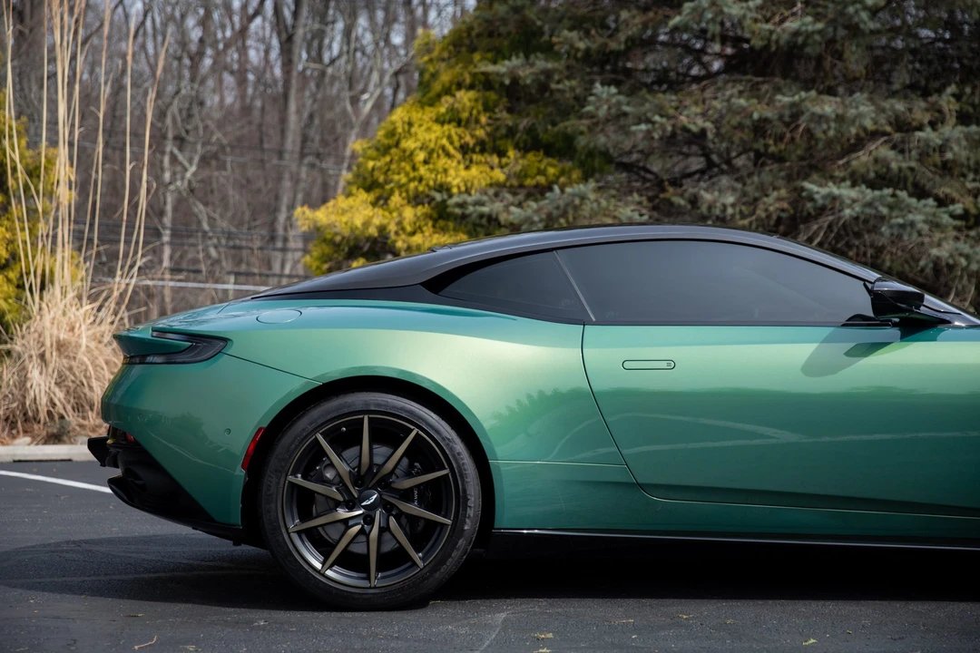 2022 Aston Martin DB11 V8 - Image 31 of 31