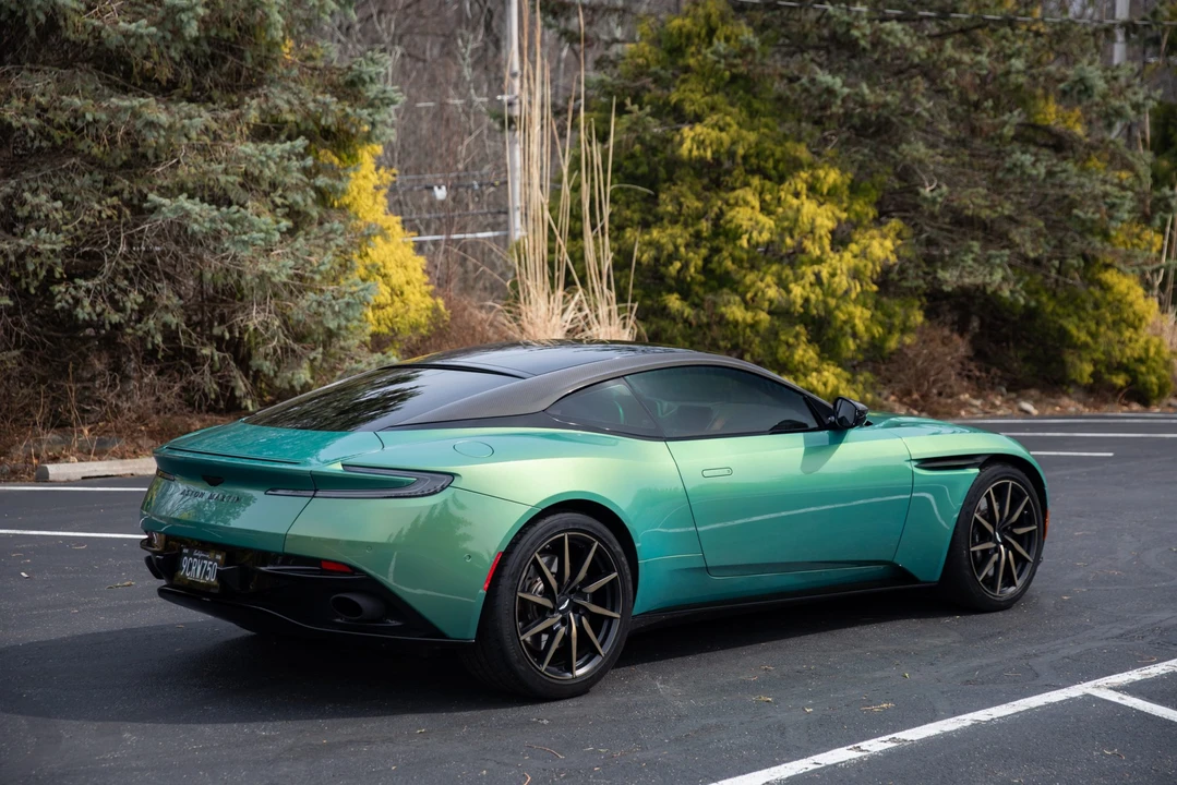 2022 Aston Martin DB11 V8 - Image 10 of 31