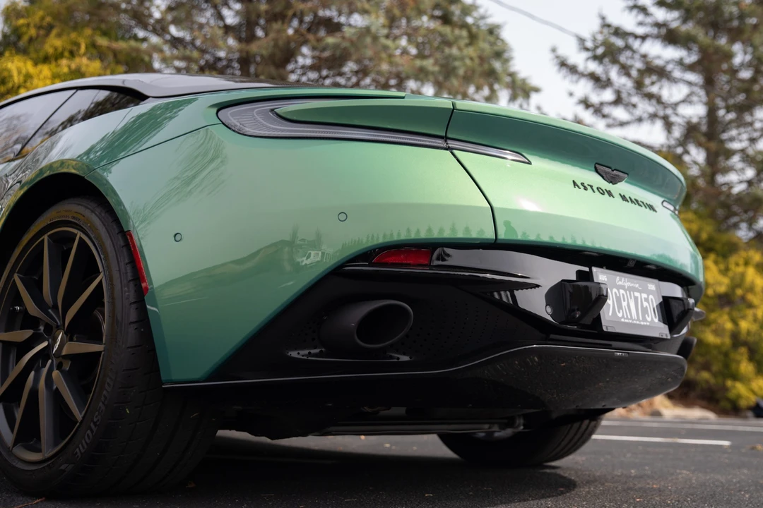 2022 Aston Martin DB11 V8 - Image 27 of 31