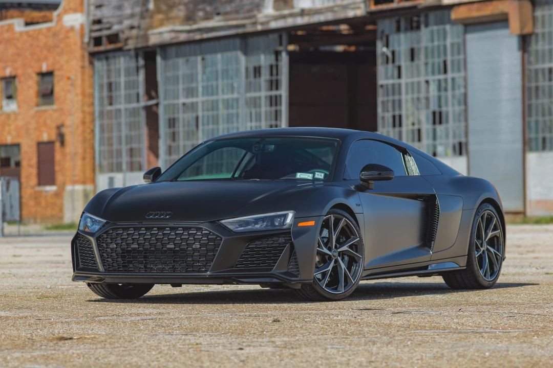 2022 Audi 4S R8 - Image 2 of 31