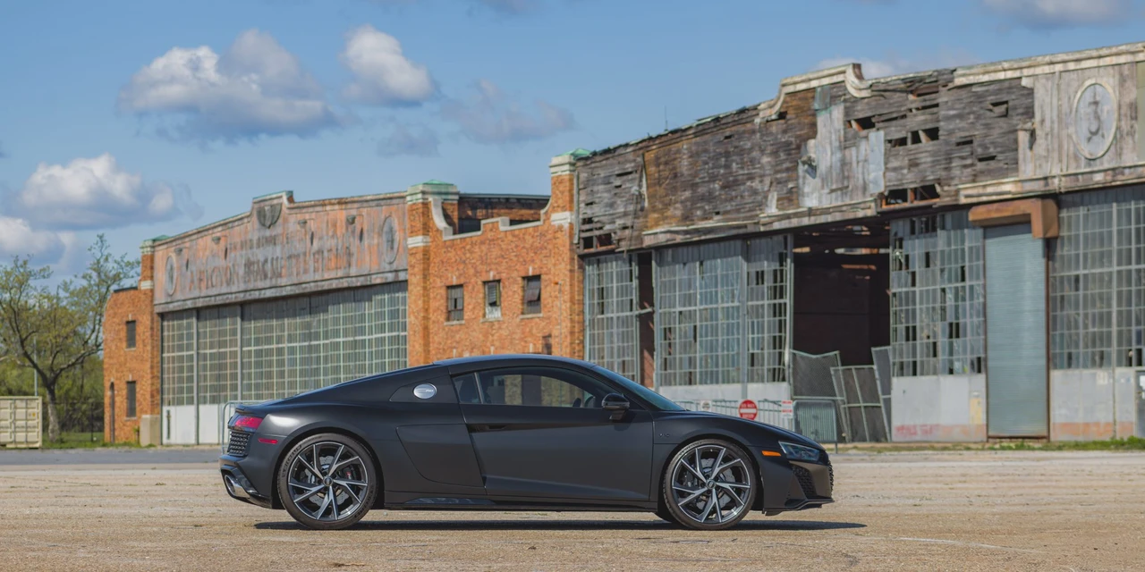 2022 Audi 4S R8 - Image 25 of 31