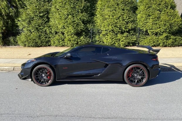 2023 Chevrolet Corvette C8 Z06 - Image 3 of 6