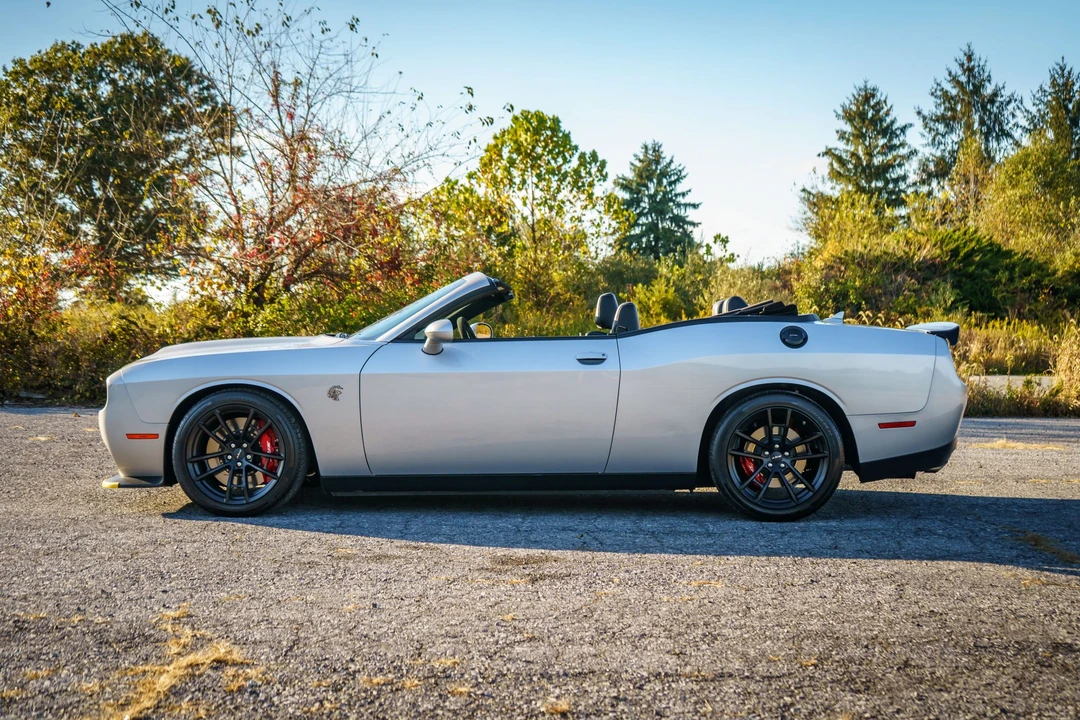 2023 Dodge Challenger SRT Hellcat 3rd Gen - Image 8 of 31