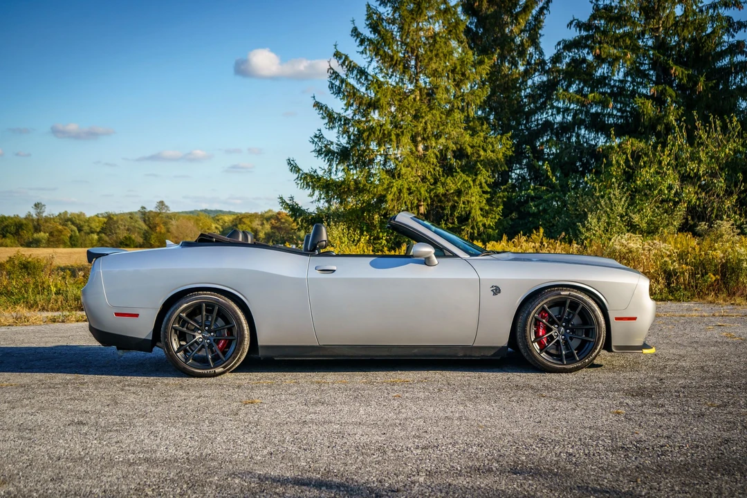 2023 Dodge Challenger SRT Hellcat 3rd Gen - Image 15 of 31