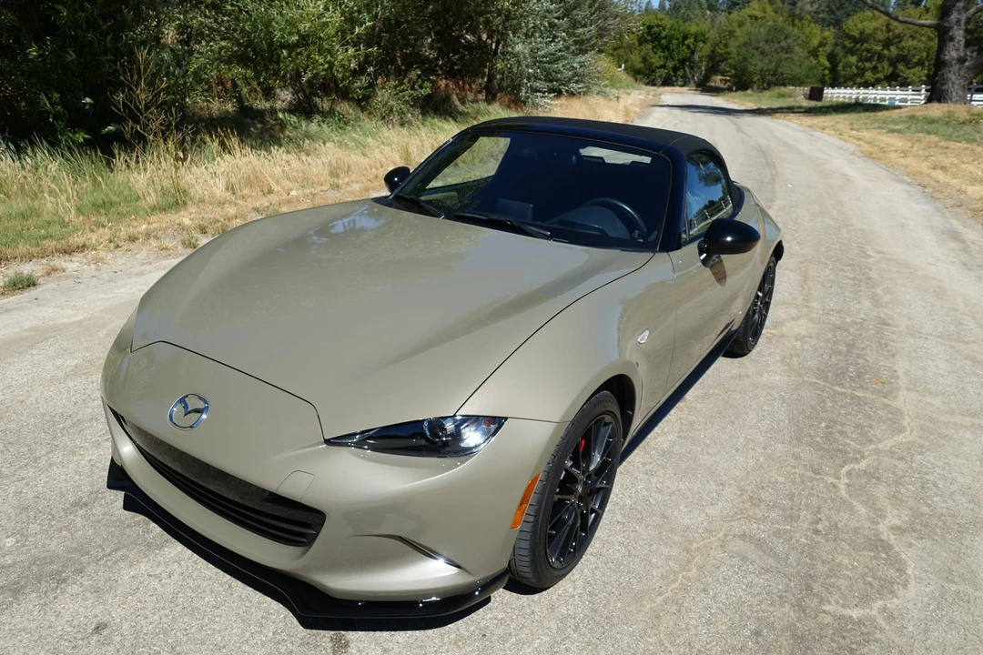2023 Mazda ND MX-5 Miata - Image 29 of 31
