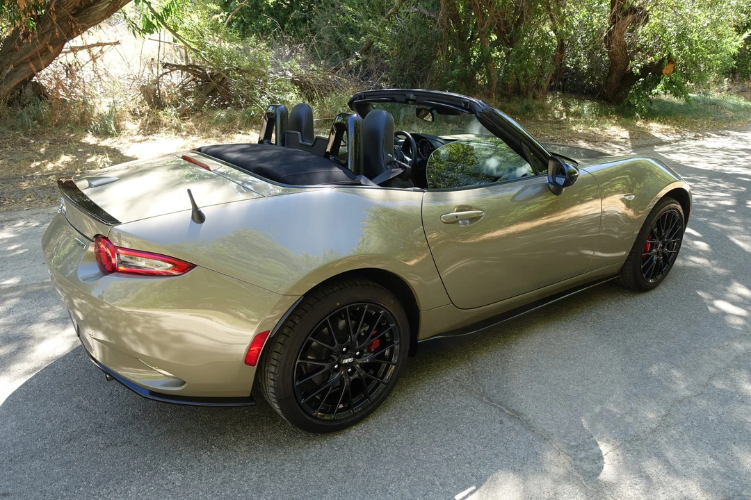 2023 Mazda ND MX-5 Miata - Image 23 of 31