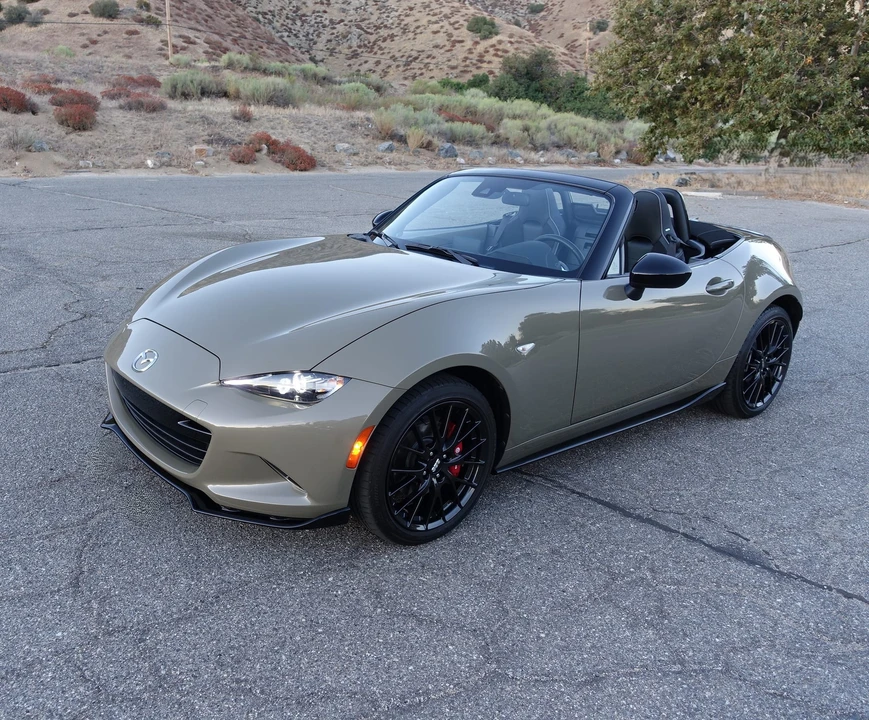 2023 Mazda ND MX-5 Miata - Image 2 of 31