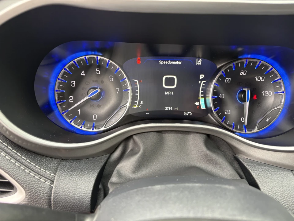 2025 Chrysler - Image 20 of 31