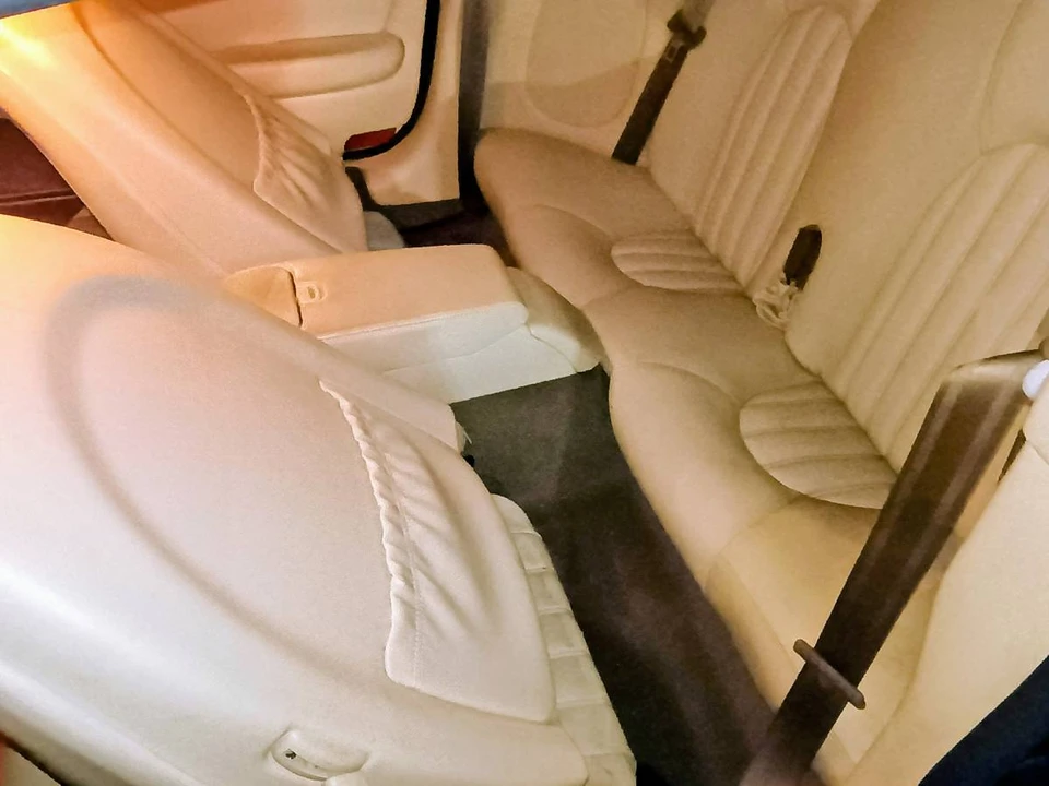 1997 Jaguar X100 XK8 - Image 12 of 16