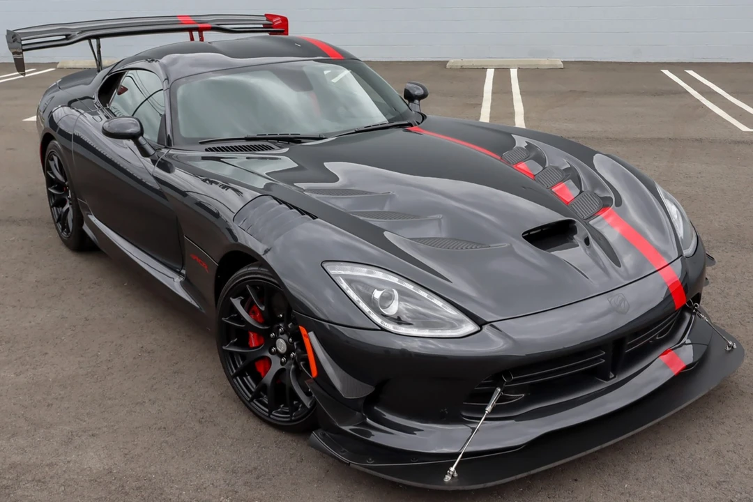2017 Dodge Viper ACR 5th Gen - Image 2 of 31