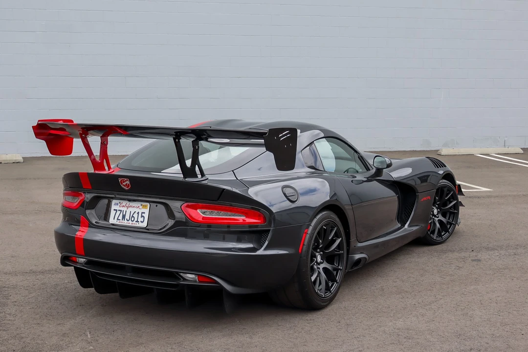 2017 Dodge Viper ACR 5th Gen - Image 15 of 31