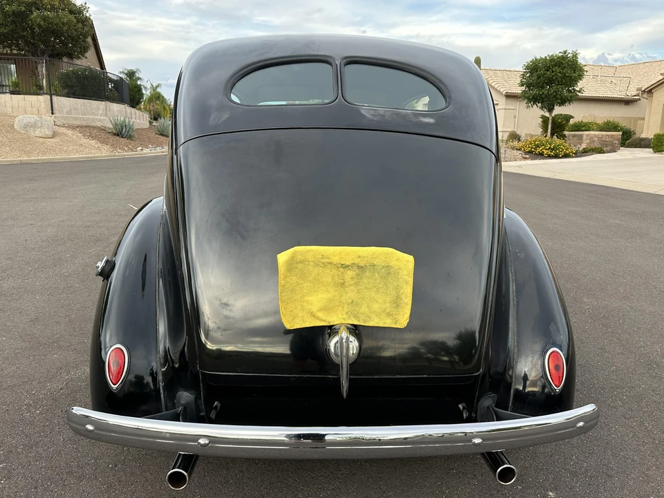 1939 Ford Standard & Deluxe & Super Deluxe - Image 9 of 31