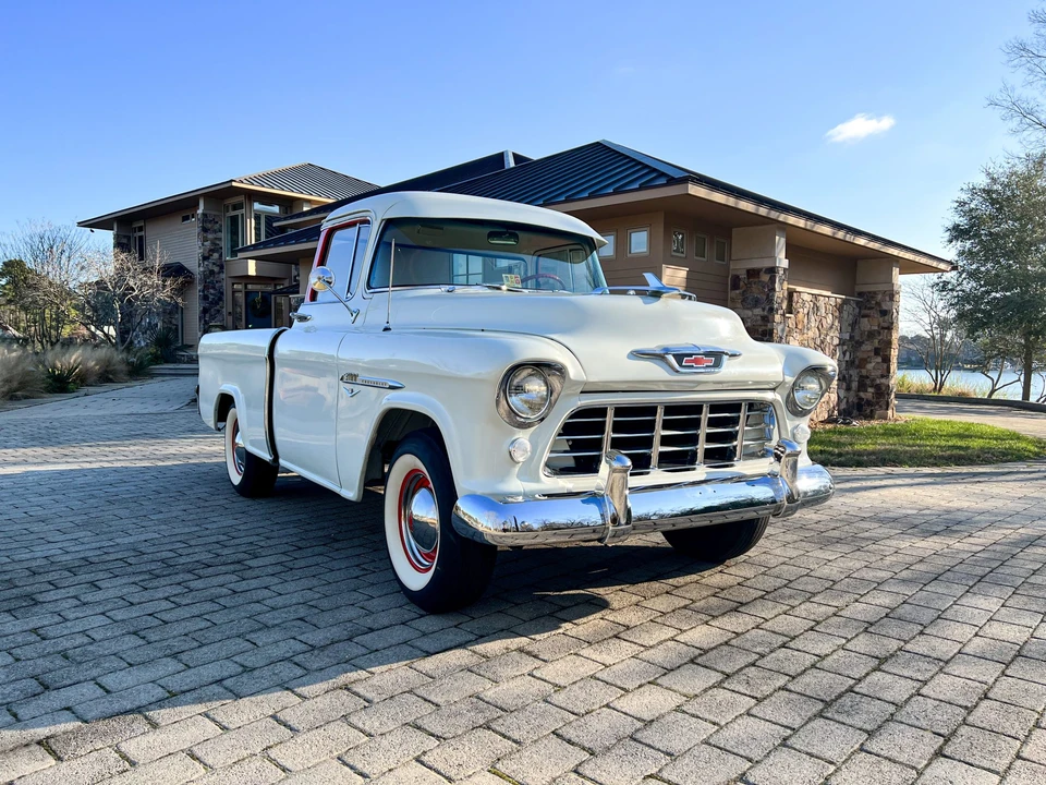 1955 Chevrolet Task Force - Image 17 of 31