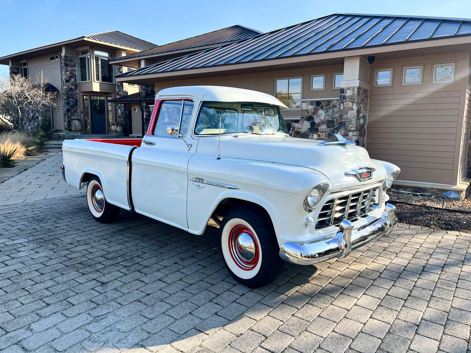 1955 Chevrolet Task Force - Image 15 of 31