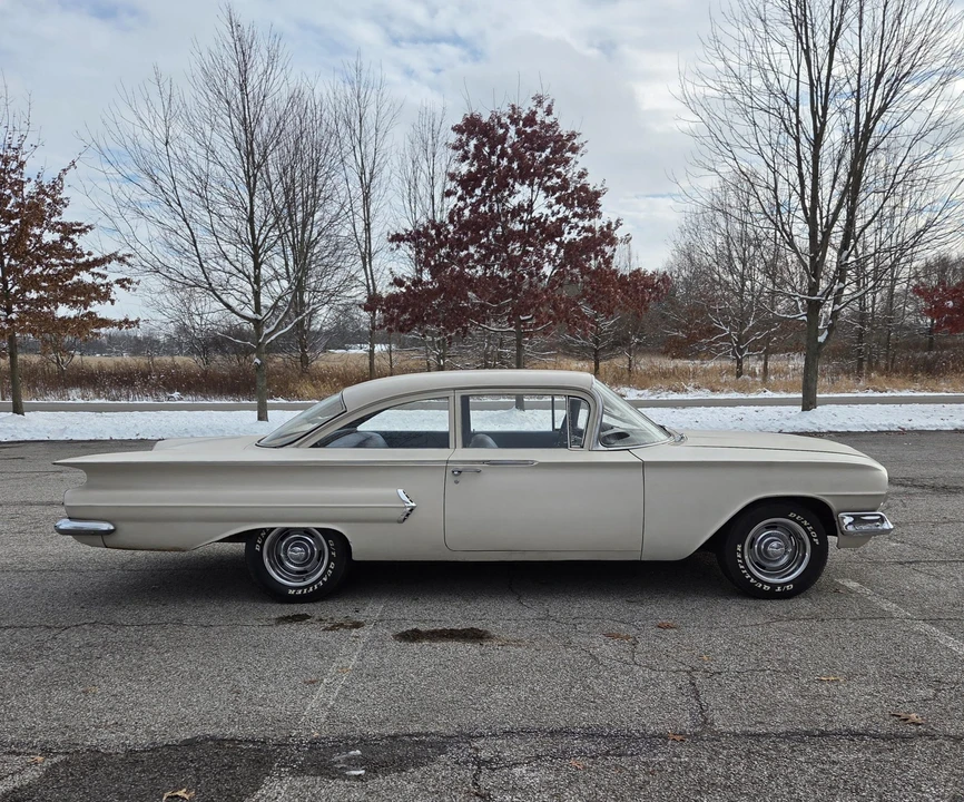 1960 Chevrolet Biscayne - Image 10 of 31