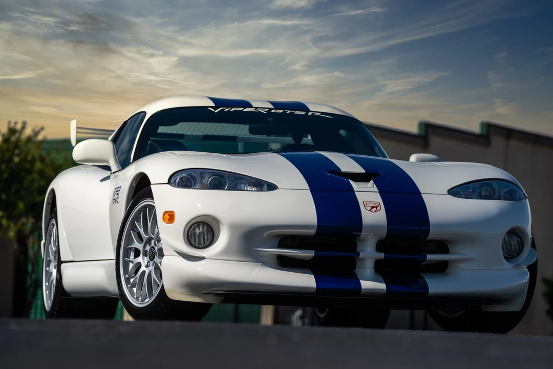 1998 Dodge Viper GTS 2nd Gen - Image 8 of 31
