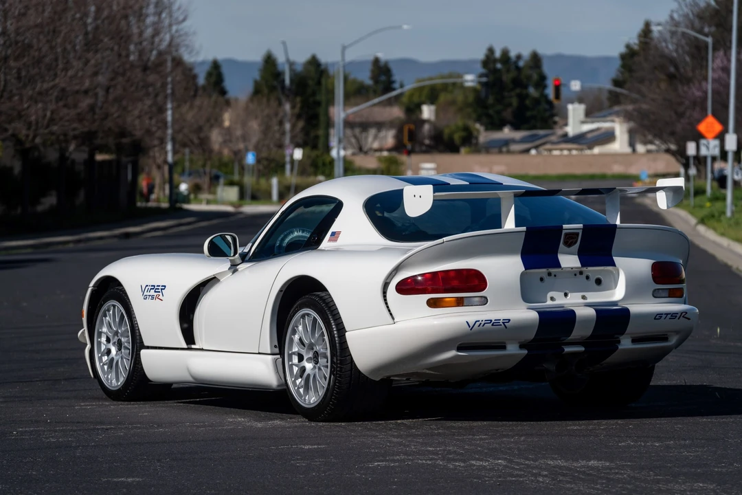 1998 Dodge Viper GTS 2nd Gen - Image 22 of 31