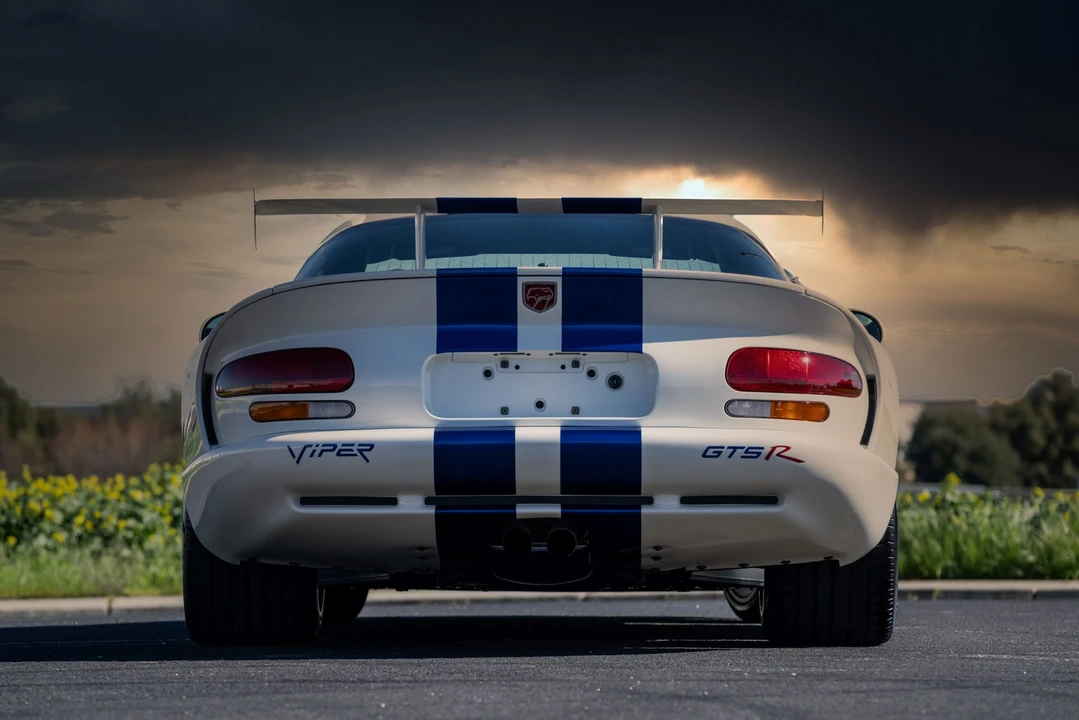 1998 Dodge Viper GTS 2nd Gen - Image 18 of 31