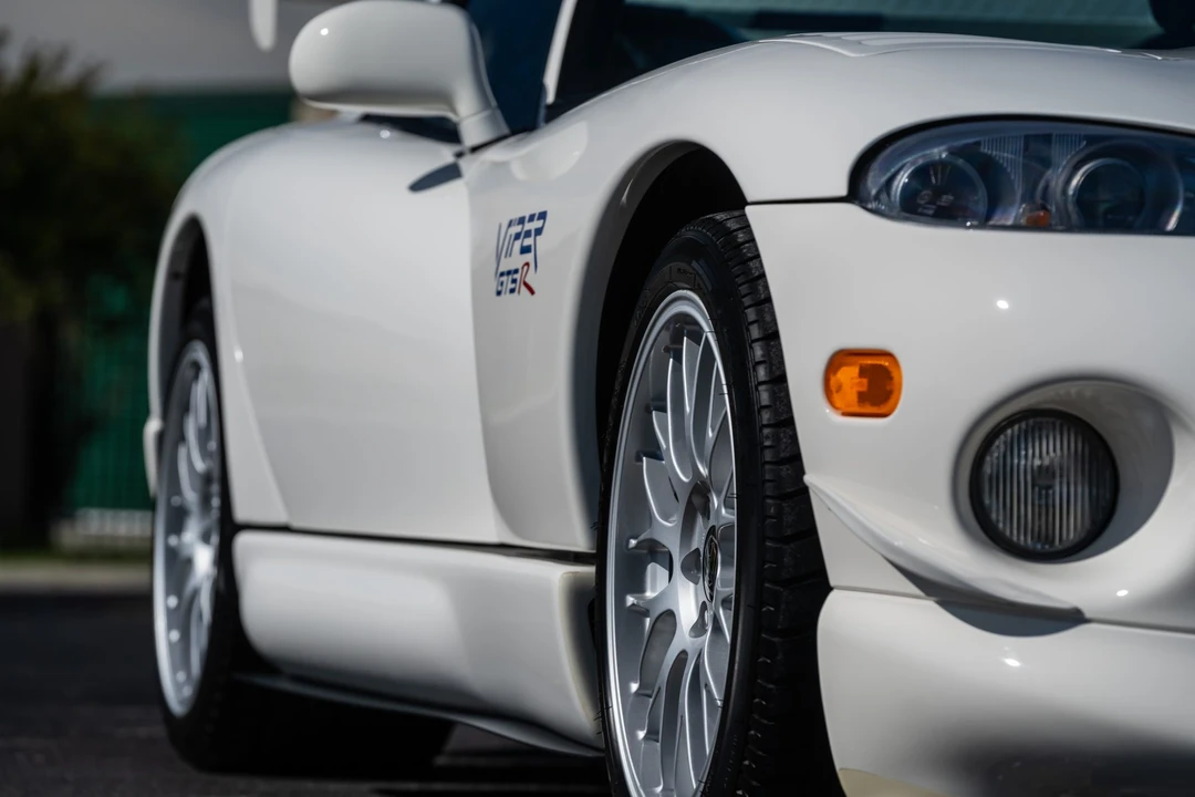 1998 Dodge Viper GTS 2nd Gen - Image 30 of 31