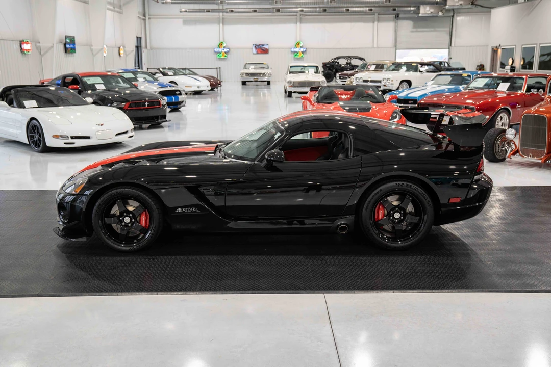 2009 Dodge Viper ACR 4th Gen - Image 4 of 31