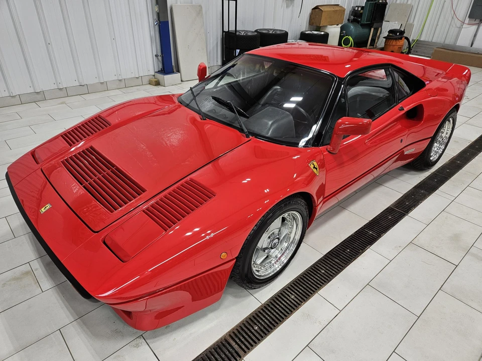 1988 Ferrari 328 GTB - Image 2 of 31