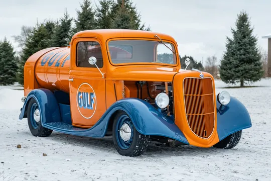 1936 Ford Model 68 Tanker Truck