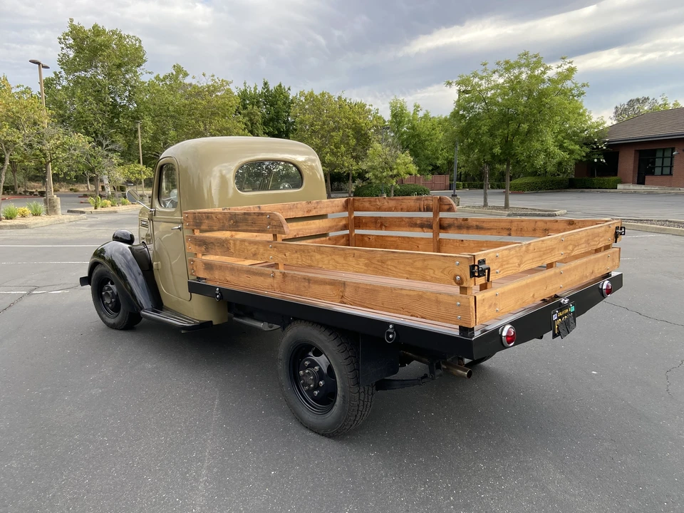 1939 International - Image 5 of 31